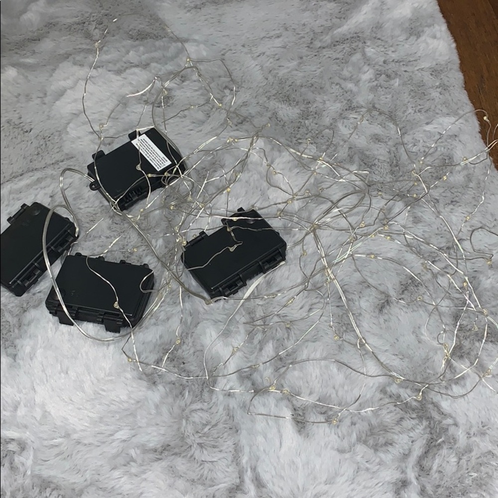 4 strands of fairy lights